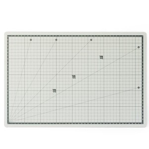 Mata do cięcia samoregenerująca dwustronna 3mm 45X30cm /291003/