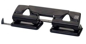 Dziurkacz 4-otworowy DO 25 kartek SAX 428 czarny /ISAX42805/