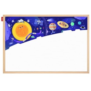 Tablica edukacyjna magnetyczna suchościeralna 100x150cm nadruk kosmos + zestaw do gry wersja EN rama drewniana MEMOBE 1szt. /MTM150100.KO01.01.51/